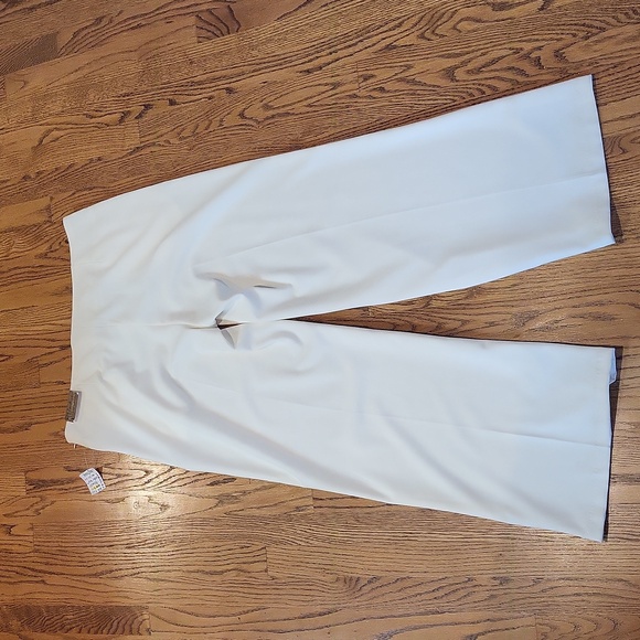 Boutique Essentials cream colored size 16 elegant evening professional trousers - Picture 3 of 10